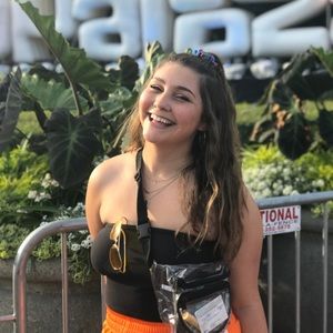 Meet your Posher, Tessa